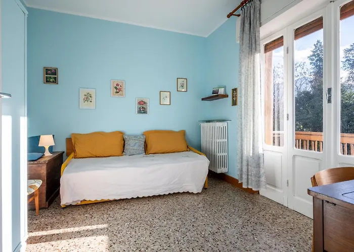 Il Faro By Interhome شقة Castelveccana